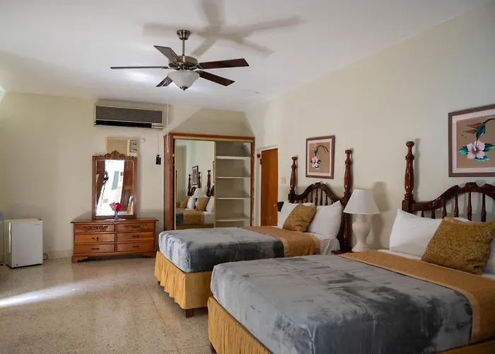 Guest house Ocean Front Triple At Sahara *